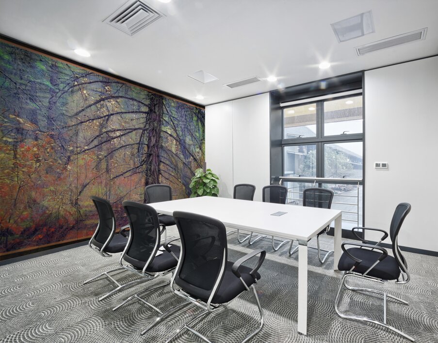 ORCHESTRAL CONDUCTOR OF FALL COLOURS Wall Printing